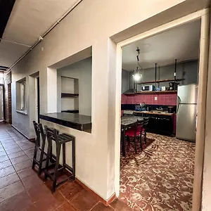 Casa Centrica Para 7 Personas Estacionamiento Gratuito Habitación en casa particular Mendoza