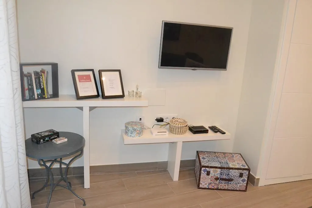 Appartamento New Charming Flat In The Heart Of Lisbona