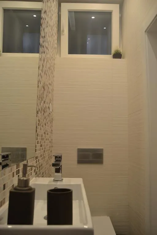 Appartamento New Charming Flat In The Heart Of Lisbona